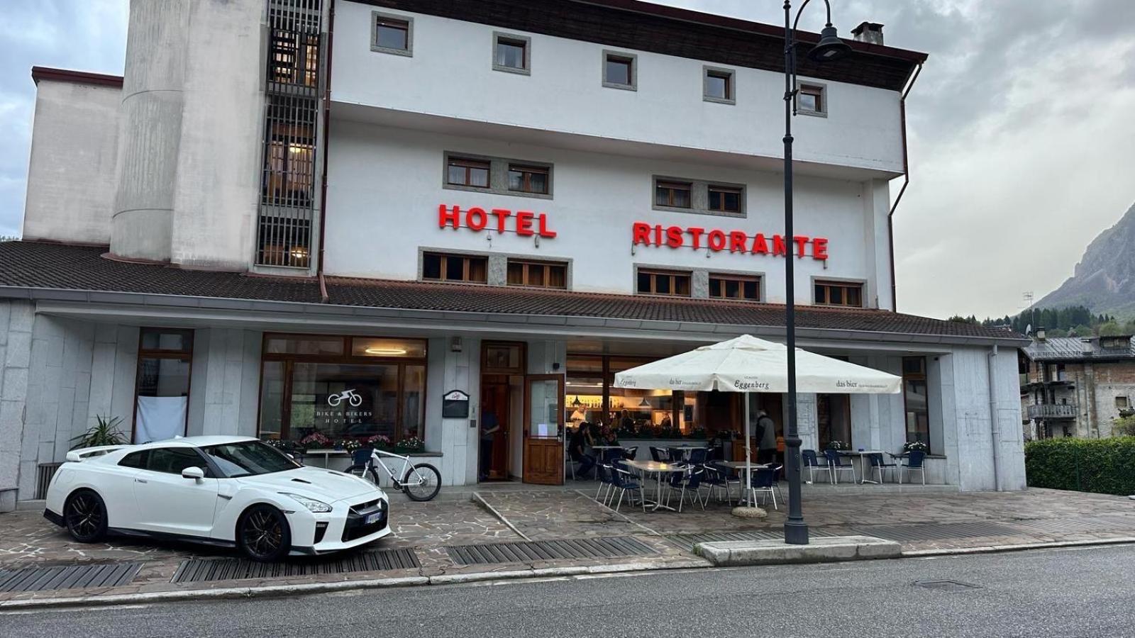 Bike & Bikers Hotel Restaurant Ampezzo Exterior foto